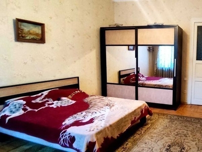 Продажа 3-комнатной квартиры 105 м², Мечникова ул.