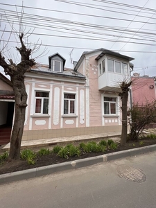 Продаж будинку по вул. Козачука