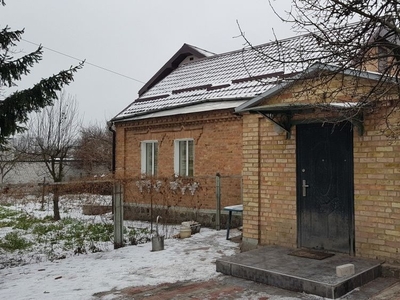 Продам дом с землёй в Киеве 7,6 сот