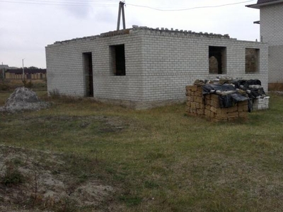 Участок 10сот Магдалиновка,начато строительство дома ,собственик