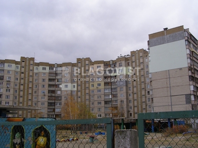 Двухкомнатная квартира долгосрочно ул. Срибнокильская 22а в Киеве R-54678 | Благовест