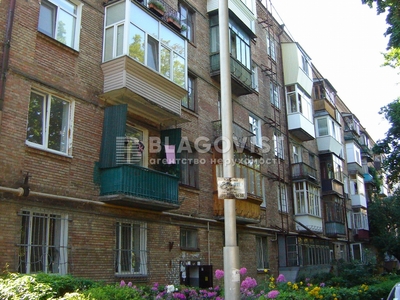 Трехкомнатная квартира долгосрочно ул. Безручко Марка (Бабушкина) 29 в Киеве R-56766