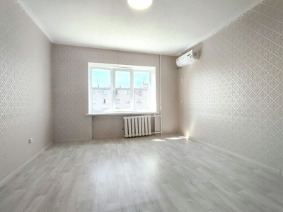 Продам 1-но комнатную малогабаритную квартиру в Новомосковске