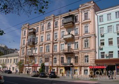 Четырехкомнатная квартира ул. Саксаганского 44а в Киеве C-109615
