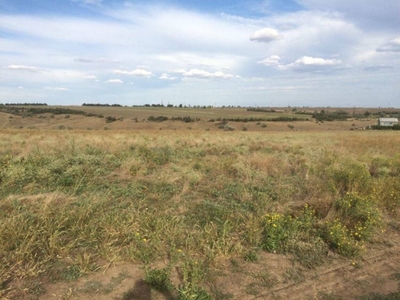 В продаже участок земли 8 соток в селе Красноселка Лиманского района .