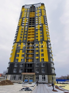 Трехкомнатная квартира долгосрочно ул. Кадетский Гай 12 в Киеве R-56102 | Благовест