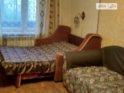 Продаж 1к квартири 33 кв. м на бул. Чоколівський 6