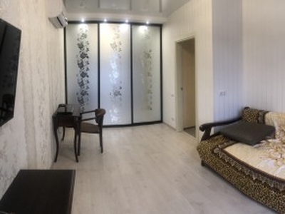 Продам 1-о комнатную квартиру на Алексеевке с новым ремонтом.
