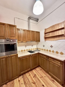 Продаж 2-кімнатної квартири по вул. Мечникова (Мечнікова)
