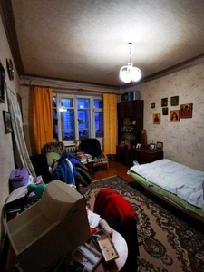 Продам 2-х комнатную изолированную квартиру по Маршала Рыбалко