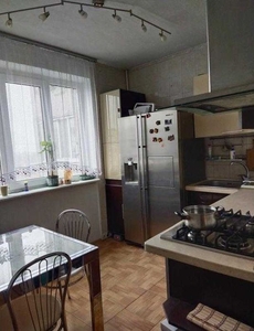 Продам 3к квартиру ХТЗ Метро Масельского