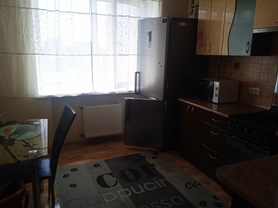 Сдам 2-комнатную квартиру с ремонтом в новострое на ул. Дюковской.