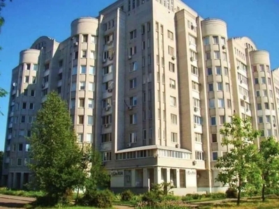 Продажа 3-комнатной квартиры 124 м², Суворова ул.