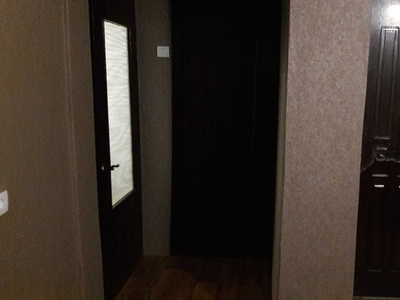 Продам 3х комнатную чешку по Комарова в Черновцах от владельца