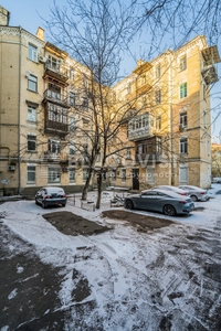 Трехкомнатная квартира долгосрочно ул. Пушкинская 39 в Киеве C-47274 | Благовест
