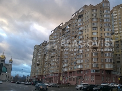 Двухкомнатная квартира долгосрочно ул. Никольско-Слободская 4в в Киеве F-47346 | Благовест