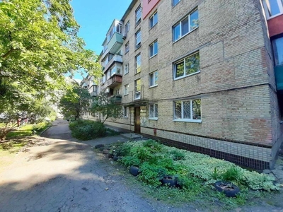 Продажа 3-комнатной квартиры 51 м², Кирилловская ул., 99