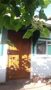 Срочно продаётся дом от собственника в с.Марьяновка Новомосковск. райо