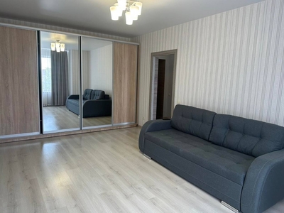 Аренда 1-комнатной квартиры 46 м², Винницкая ул.