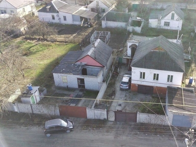 Продам 2а дома на одном участке на ж/м Фрунзенский (левобережный)