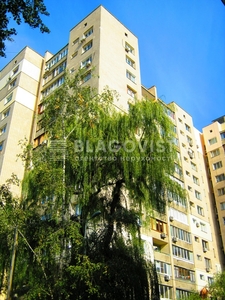 Трехкомнатная квартира долгосрочно ул. Омельяновича-Павленко Михаила (Суворова) 11 в Киеве G-1438972 | Благовест