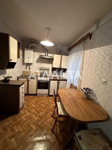Продается 2-ая квартира, Черняховского в близи парка Победы.