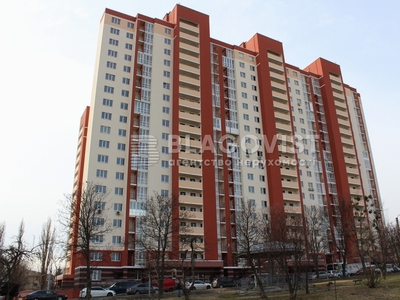 Трехкомнатная квартира ул. Гарматная 38б в Киеве R-52365