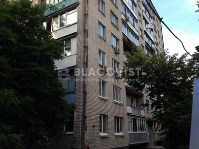 Двухкомнатная квартира долгосрочно ул. Телиги Елены 39 в Киеве R-59924