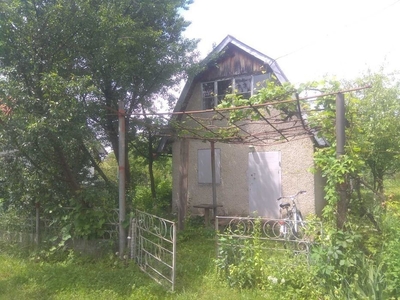 Дача у 8 км від центру Івано-Франківська