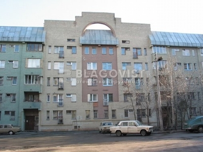 Трехкомнатная квартира долгосрочно ул. Хорива 32 в Киеве G-1994885 | Благовест