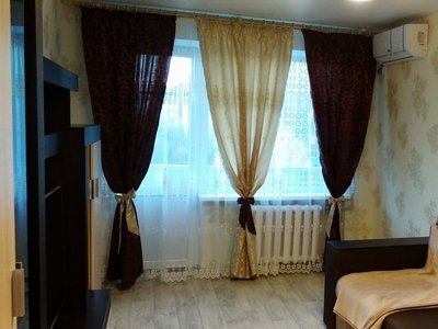 Аренда 2-комнатной квартиры 60 м², Героев Днепра ул., сталинграда