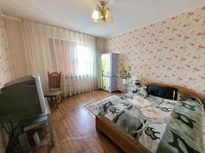 Аренда 3-комнатной квартиры 65 м², Мануйловский просп.