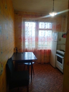 Продам 1-комнатную квартиру на ж/м Тополь-2