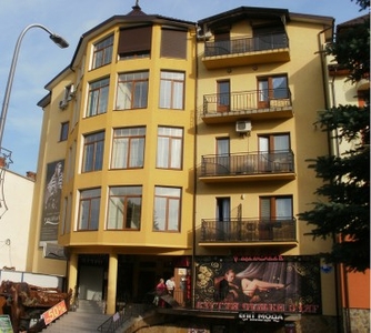 Продажа Трускавец Центр ул. Суховоля. 1-к квартира, 33 м возле нижнего бювета