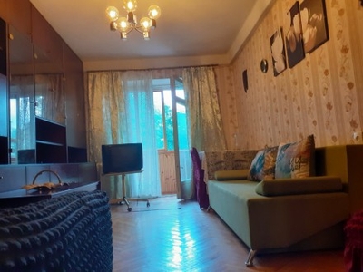 3-комнатная квартира в Киеве без посредников и комиссии, метро Левобережная