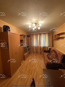 Продам 3-х комнатную квартиру метро Масельского.