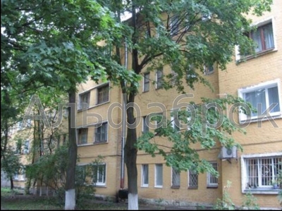 3к квартира жилое состояние, Лукьяновка