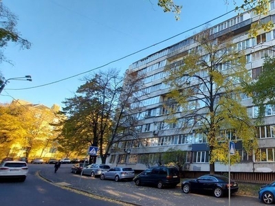 Продажа 2 комнатной квартиры ул. Подвысоцкого 16.