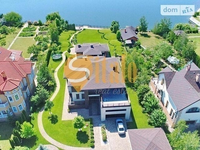 Продаж 2 поверхового будинку з ділянкою на 40 соток, 580 кв. м, 5 кімнат, на вул. Садова