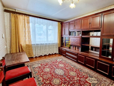 Продажа 3-комнатной квартиры 56 м², Планетная ул.