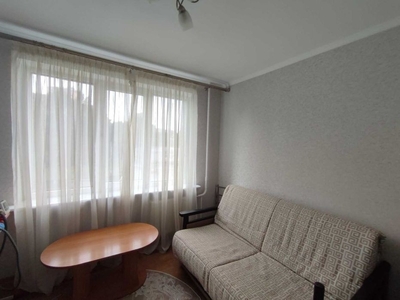 Продам 3-х кімнатну квартиру вул Гагаріна р-н Митниця