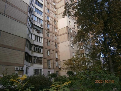 квартира Киев-76 м2