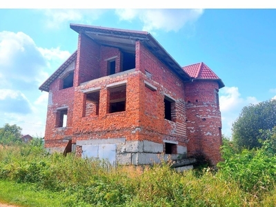 Продаж будинку 296м2 зем. ділянка 12с м. Борислав