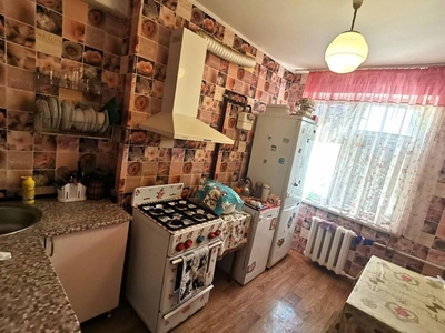 Продам 3 ком кв на левом берегу (Калиновая65)