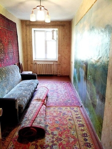 Продам 2-комнатную вблизи парка на Черёмушках (1-31)