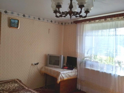 2-комнатная квартира в центре с. Гвардейское.