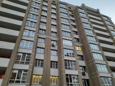 Продажа 3-комнатной квартиры 107.2 м², Заречанская ул.