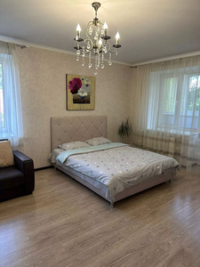 Двухкомнатная квартира посуточно в Ровно, пер. Игоря Волошина, 8 — 1001574475