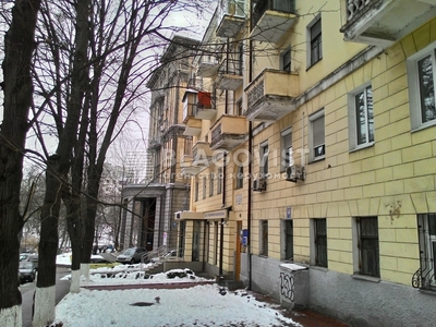 Трехкомнатная квартира ул. Хмельницкого Богдана 66 в Киеве R-57864 | Благовест