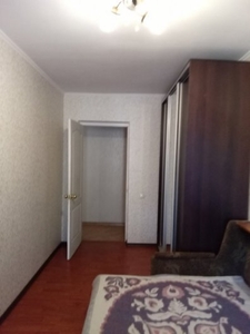 Арендовать двокімнатну квартиру в общей площадью 56 м2 на 2 этаже по адресу